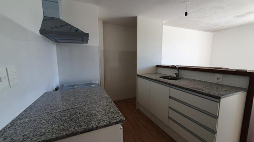 Imagen 2 de 11 de Venta Apartamento 1 Dormitorio En El Centro