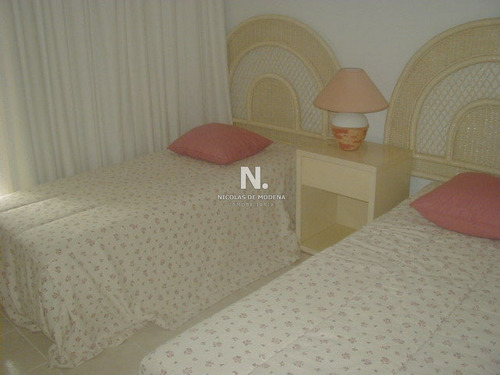 Departamento En Venta Con Vista A Agradables Entornos.- Ref: 3348