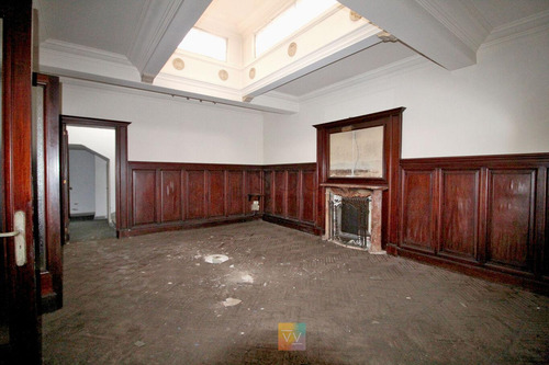 Venta Local Comercial En Ciudad Vieja