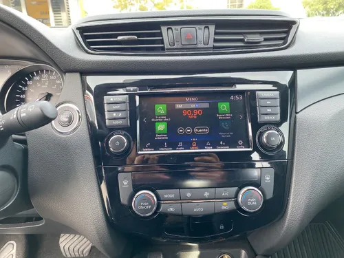 Nissan Qashqai 2.0 Midnight 4x2