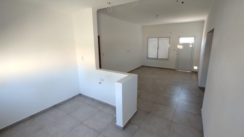 *¡casa A Estrenar En Barrio Unido, Esperanza! Oportunidad Única*
