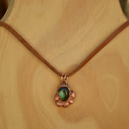 Imagen 4 de 10 de Collar Dije De Piedra Preciosa Labradorita, Cuero, Cod1