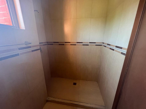 Imagen 12 de 24 de Sky Group Vende Townhouse En Bonaventure Home, Naguanagua, Valencia Alia-018