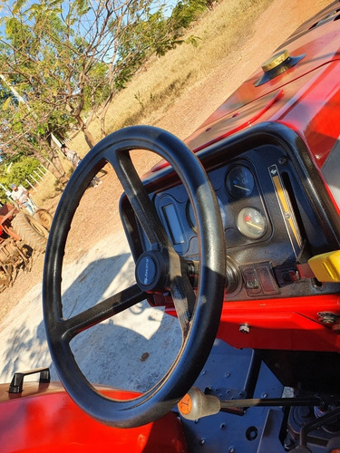 Imagem 6 de 9 de Massey Ferguson