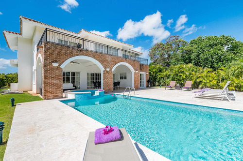 Imagen 7 de 18 de Venta De Villa De Lujo En Cocotal Punta Cana Con Piscina
