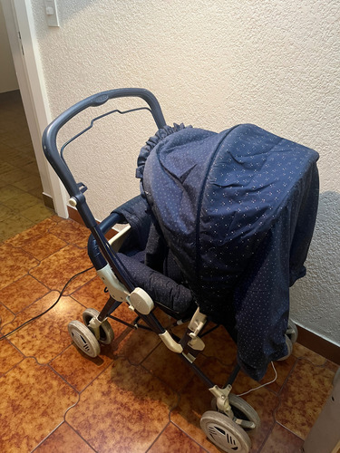 Cochecito De Paseo Usado En Excelente Estado Azul Marino Azul (Usado)
