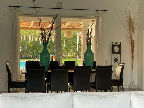 Casa En Venta En El Barrio La Masia