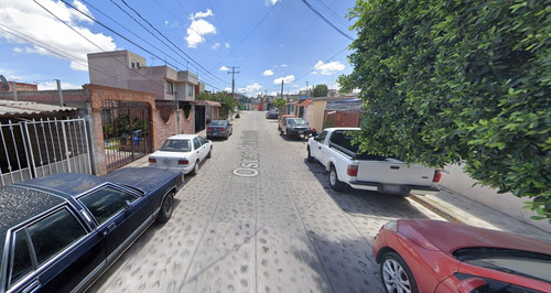 Bonita Casa Adjudicada En La Floresta Queretaro