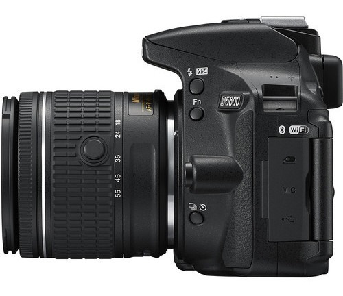 Cámara Dslr Nikon D5600 De 24.2 Mp Con Lente 18-55mm