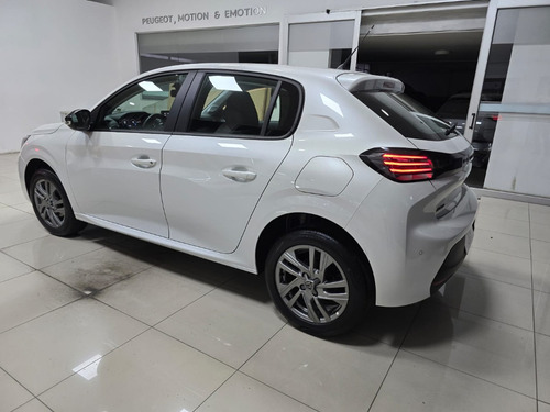 Peugeot 208 1.6 Allure