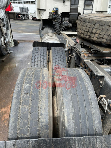 Imagem 10 de 15 de Scania R400 6x2 2014