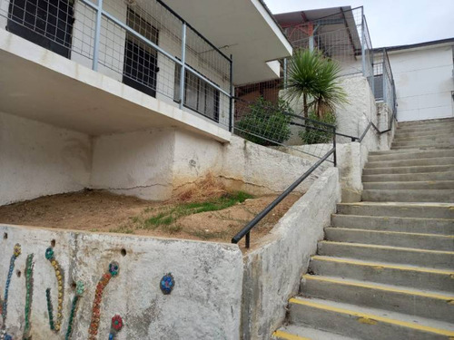 Arriendo Colegio, En Quilpue, Carlos Ibañez