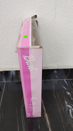 Barbie Quinceañera Año 2000 (Usado)