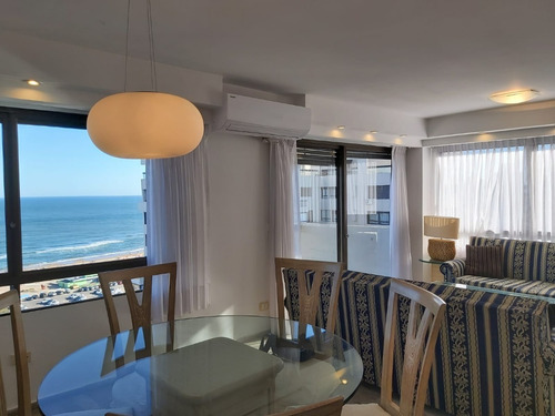 Imagen 4 de 12 de Penthouse, Parrillero Propio, Vista Al Mar