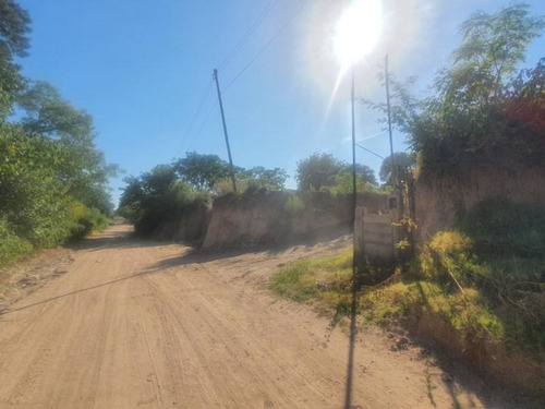 Imagen 2 de 8 de Amplio Terreno De 1.160 M2, A Una Cuadra Del Bv Lavalle - Financiado En Hasta En 12 Cuotas !!