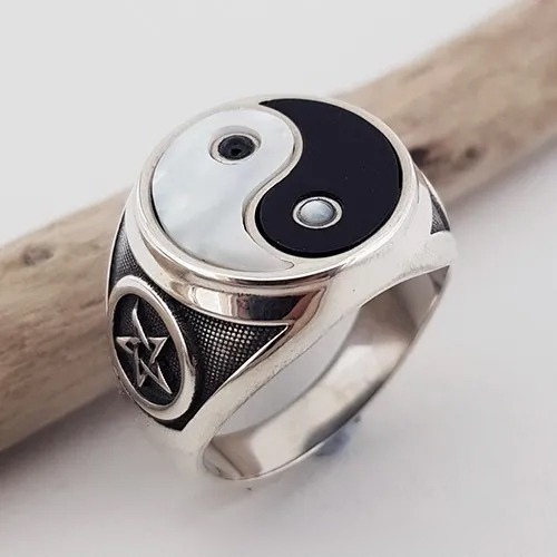 Imagem 5 de 6 de Anel Tao Yng Yang Madreperola Onix Natural Prata Fp 11063501