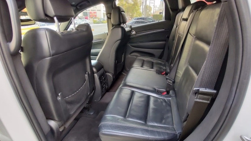 Imagen 12 de 15 de Jeep Grand Cherokee 2017 3.7 Limited Lujo 3.6 4x2 At