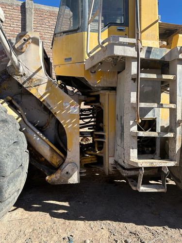 Pala Cargadora Komatsu 600