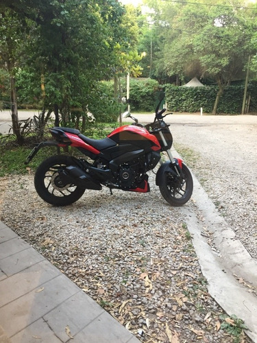 Imagen 2 de 2 de Bajaj Dominar