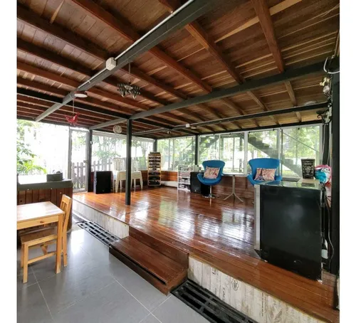 Casa Poblado Cola Del Zorro