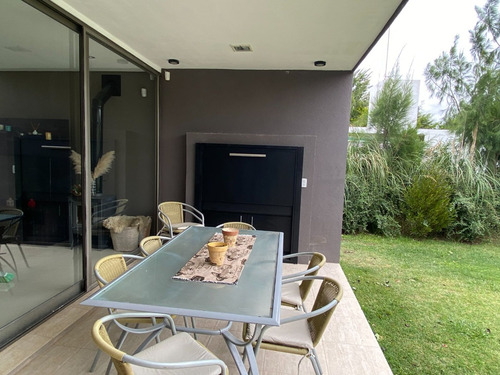 Casa A La Venta En Posada De Los Lagos