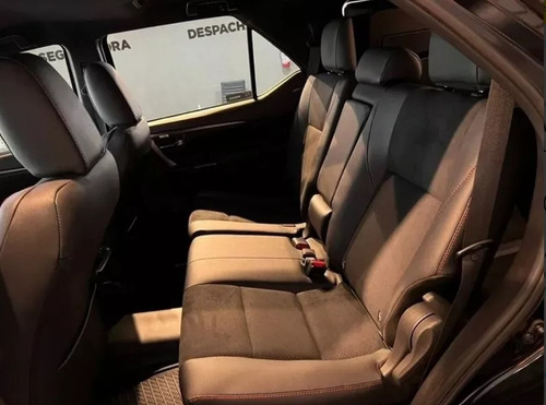 Peunord Toyota Sw4 4x4 Gr-sport 2.8 Tdi 6 At 7a Har 2025 0km