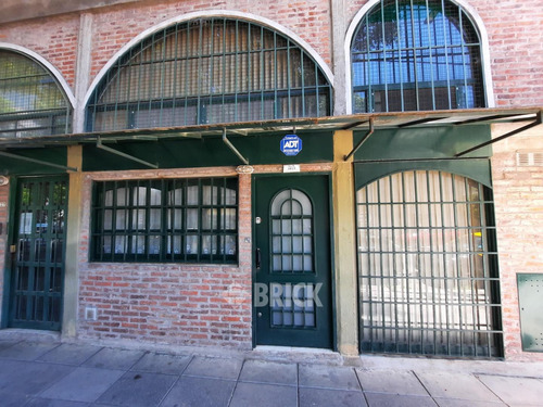 Ph En Palpa Y Av. Forest - Frente Entr Indep 51 M2 Impecable Baulera Amplio Patio T/sol Gran Liv