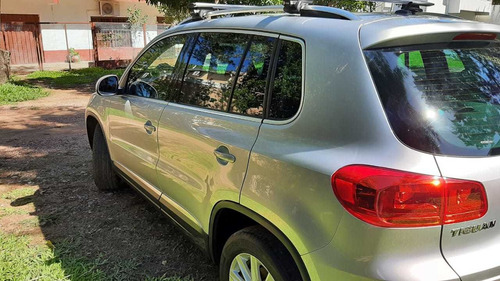Volkswagen Tiguan 2.0 Sport & Style Tsi 200cv 2014