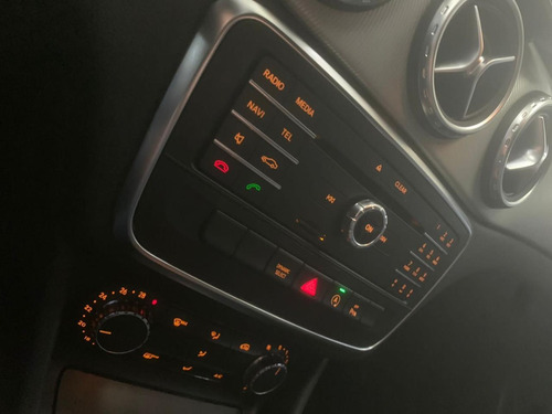 Mercedes-Benz Classe GLA 1.6 Advance Turbo Flex 5p