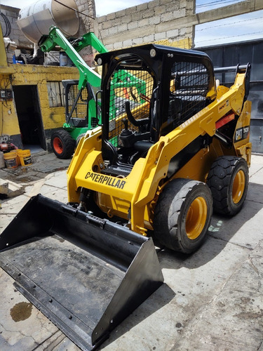 Imagen 7 de 15 de Minicargador Caterpillar 242d Año 2016