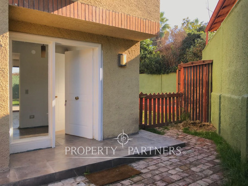 Casa En Completa Remodelación En Exclusivo Condomi...