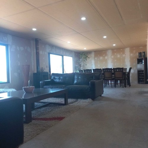 Gran Parcela Con Inmueble En Calera De Tango (74953)
