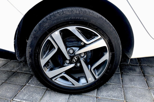 Imagen 14 de 15 de Hyundai Grand I10 2021 1.2 Gls Sedan Mt