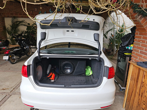 Volkswagen Jetta 2.5 Sport Mt