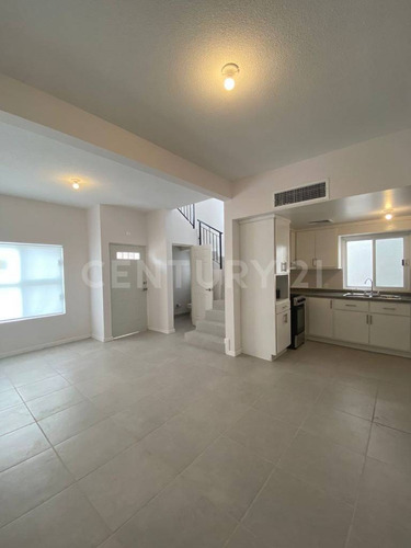 Imagen 4 de 16 de Casas En Renta Zona Reliz Tracia Residencial Chihuahua