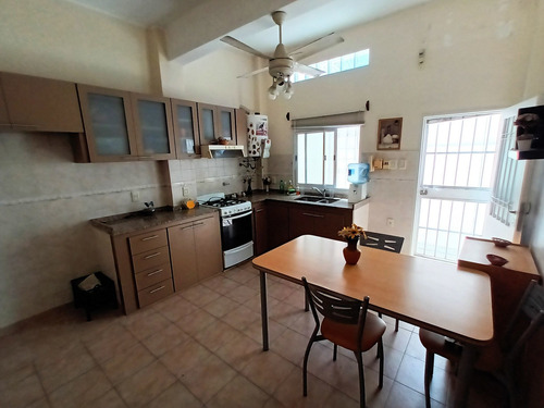 Imagen 7 de 20 de Venta Casa Lote Propio Tablada Excelente Ubicacion