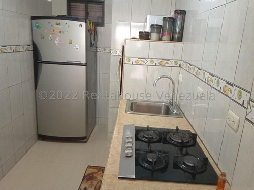 Imagen 13 de 18 de Lindo, Cómodo Y Acogedor Apartamento Ubicado Al Este De La Ciudad 04120656408 Mls 23-9094