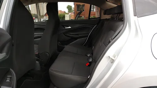 Chevrolet Onix LT