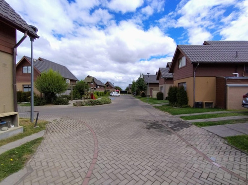 Amplia Casa 3d+3b Condominio Los Arrayanes,h.las Cruces