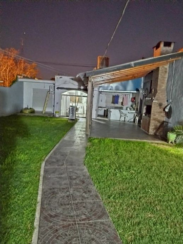 Casa En Venta En Moreno Sur