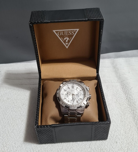 Relógio Guess Maravilhoso.Pouco Uso. Bateria Trocada.