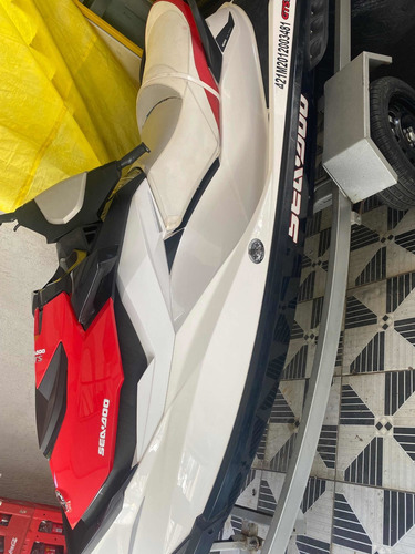 Imagem 2 de 6 de Jet Ski Seadoo Gts