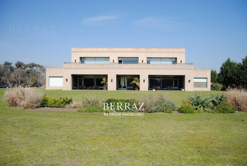 Imagen 30 de 30 de Casa Venta 4 Amb En Barrio Ayres De Pilar
