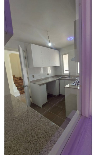 Casa Los Nogales Sur En "barrio El Sol " (4d-3b) -