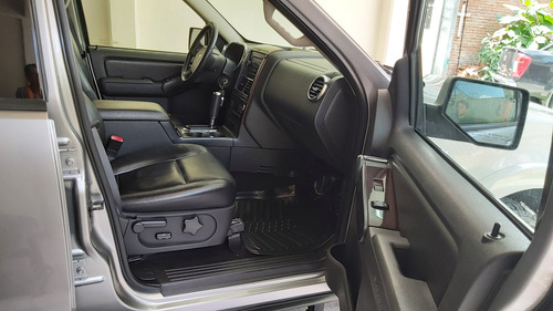 Ford Explorer Limited V8 Sync 4x2 Mt