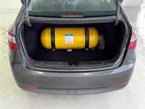 Imagem 10 de 10 de Hyundai Hb20s 1.6 Comfort Plus 16v Flex 4p Manual