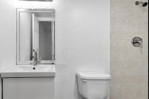 Departamento En Venta - 2 Dormitorios 2 Baños - 104mts2 - Lauderhill, Florida, Usa
