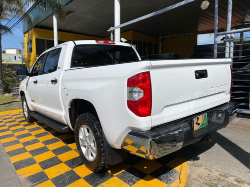 Imagen 14 de 15 de Toyota Tundra Sr5 2017