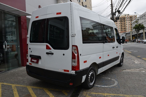 Renault Master 2.3 Dci Minibus Standard L2h2 16 Lugares 2016