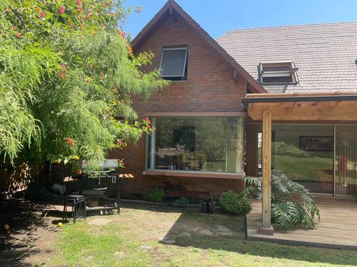 Linda Casa 5 Dor 3 Baños Mas Pieza Servicio Y Baño